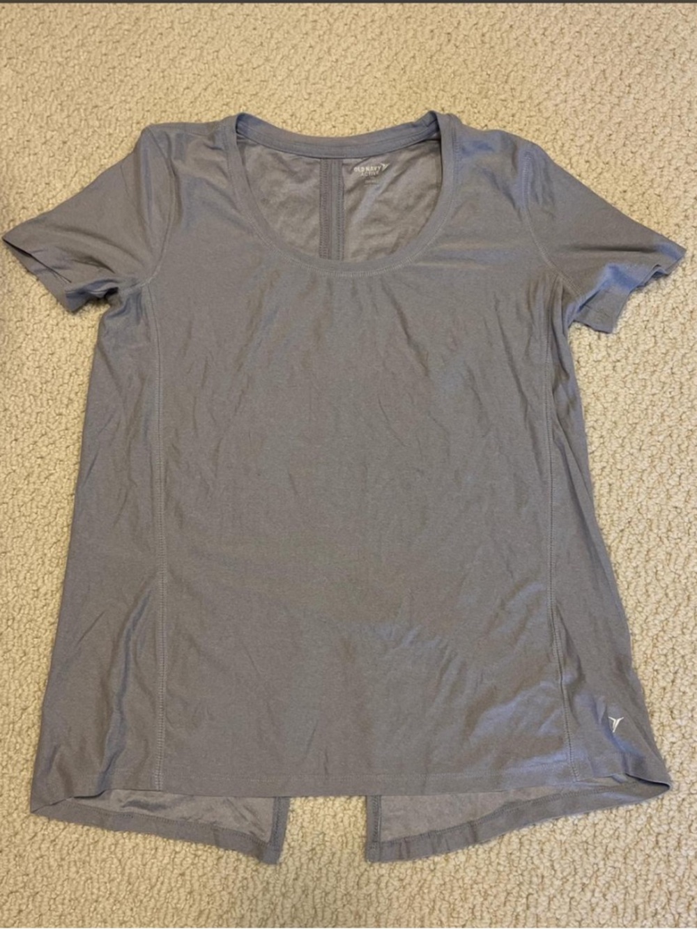 gray open back short sleeve workout top